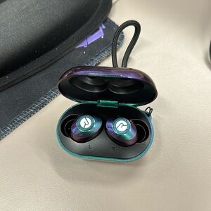 Raycon every day earbuds only worn once